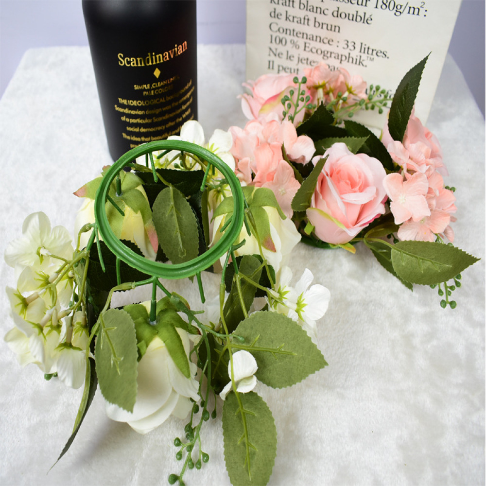 Guirlande de roses réalistes,  - Luxury Candle Supplies Usa avis et prix